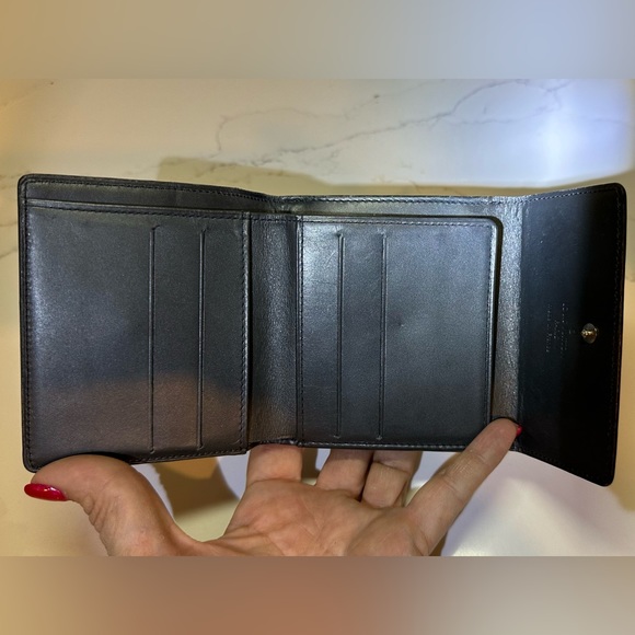 Louis Vuitton Elise Bifold Wallet - Picture 5 of 9